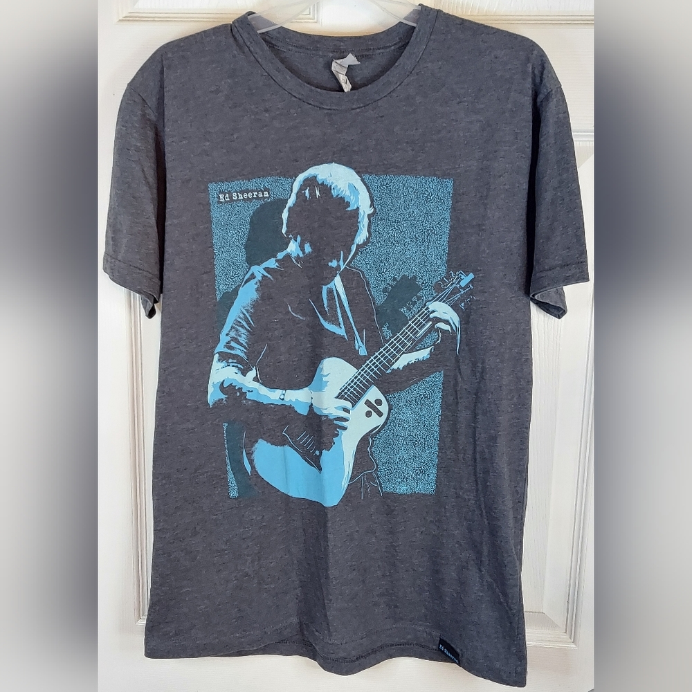 Ed Sheeran Chords T-Shirt Next Level Size Medium Gray